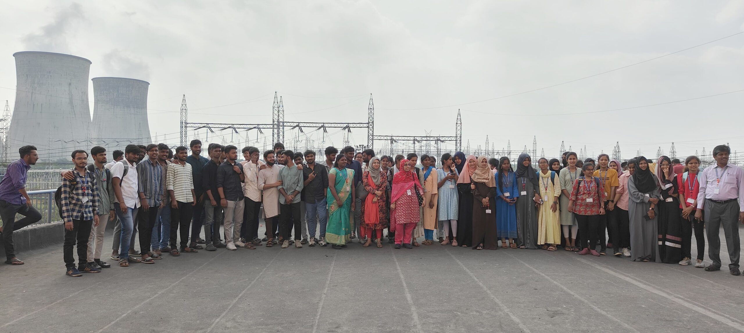 Students from Department of Electronics and Communication Engineering visited Raichur Thermal Power Plant, Raichur
